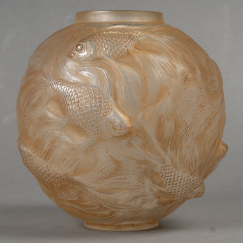 R. LALIQUE - FORMOSE Vase created in 1924