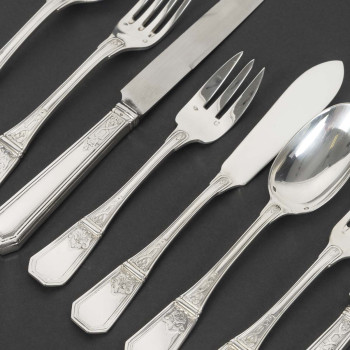 JEAN TETARD – C. CHRISTOFLE MENAGERE de 144 PIECES EN ARGENT MASSIF MODELE AUBUSSON Epoque 1930