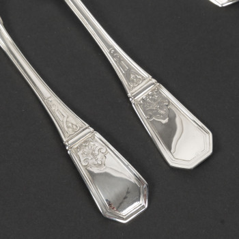 JEAN TETARD – C. CHRISTOFLE MENAGERE de 144 PIECES EN ARGENT MASSIF MODELE AUBUSSON Epoque 1930