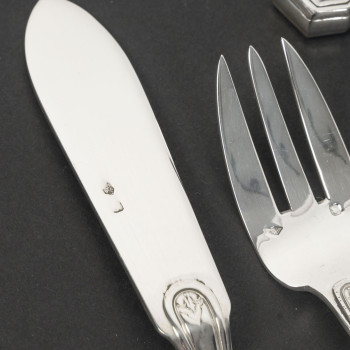 JEAN TETARD – C. CHRISTOFLE MENAGERE de 144 PIECES EN ARGENT MASSIF MODELE AUBUSSON Epoque 1930