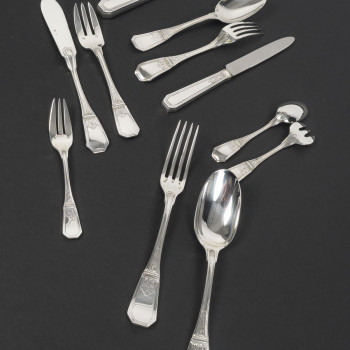 JEAN TETARD – C. CHRISTOFLE MENAGERE de 144 PIECES EN ARGENT MASSIF MODELE AUBUSSON Epoque 1930