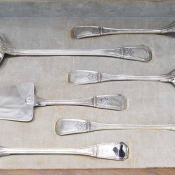 JEAN TETARD – C. CHRISTOFLE MENAGERE de 144 PIECES EN ARGENT MASSIF MODELE AUBUSSON Epoque 1930