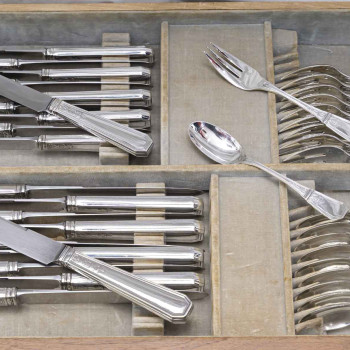 JEAN TETARD – C. CHRISTOFLE MENAGERE de 144 PIECES EN ARGENT MASSIF MODELE AUBUSSON Epoque 1930