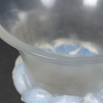 R. LALIQUE – PIRIAC Glass Vase, created in 1930