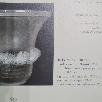 R. LALIQUE – PIRIAC Glass Vase, created in 1930
