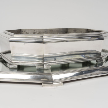 Ravinet d'Enfert - Centerpiece and Matching Planter in Solid Silver Art Deco Period