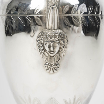 Aiguière ovoïde en argent massif, époque Empire (1809–1818)