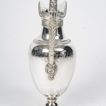 Aiguière ovoïde en argent massif, époque Empire (1809–1818)