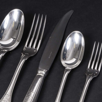 JEAN E. PUIFORCAT - MENAGERE 147 PIECES en ARGENT Modèle « ELYSEE » Epoque 1930