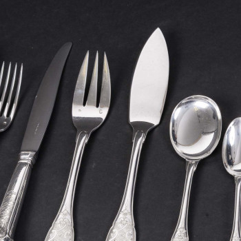 JEAN E. PUIFORCAT - 147-PIECE SILVER FLATWARE SET "ELYSEE" Pattern, Circa 1930