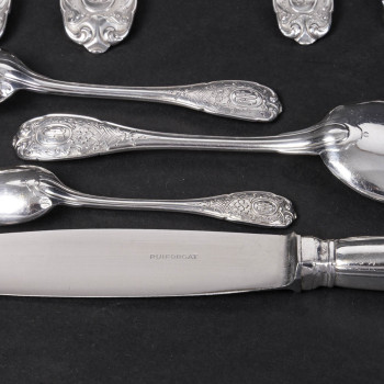 JEAN E. PUIFORCAT - 147-PIECE SILVER FLATWARE SET "ELYSEE" Pattern, Circa 1930