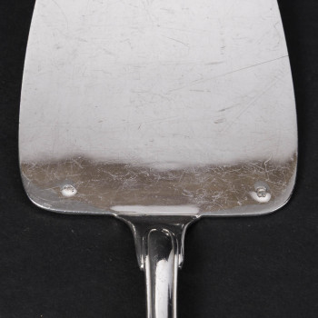 JEAN E. PUIFORCAT - MENAGERE 147 PIECES en ARGENT Modèle « ELYSEE » Epoque 1930