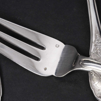 JEAN E. PUIFORCAT - 147-PIECE SILVER FLATWARE SET "ELYSEE" Pattern, Circa 1930