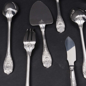 JEAN E. PUIFORCAT - 147-PIECE SILVER FLATWARE SET "ELYSEE" Pattern, Circa 1930