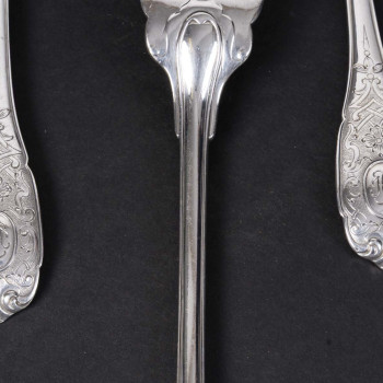 JEAN E. PUIFORCAT - MENAGERE 147 PIECES en ARGENT Modèle « ELYSEE » Epoque 1930