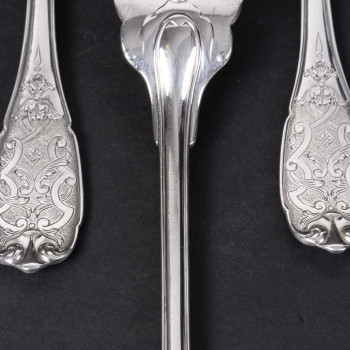 JEAN E. PUIFORCAT - MENAGERE 147 PIECES en ARGENT Modèle « ELYSEE » Epoque 1930