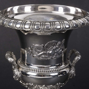 Jean-Charles CAHIER (1772 - 1849) TROPHY In silver Medici vase, Circa 1827