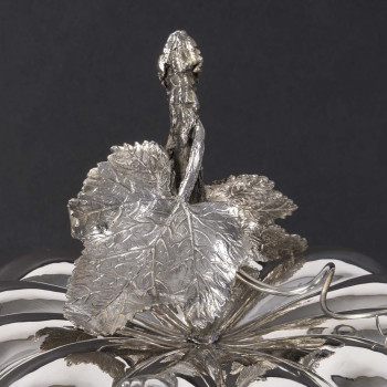 GUTIERREZ - Centre de table en forme de citrouille en argent massif Circa 1970