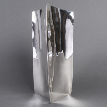 Comyns - Sterling silver water pitcher and presentation box, London, 2008