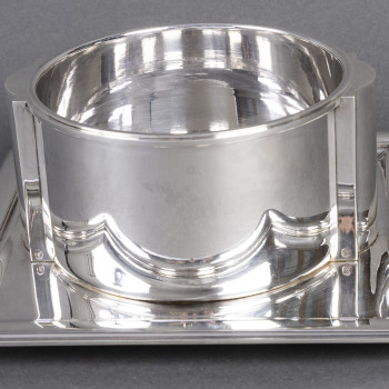 JEAN E. PUIFORCAT - Saucière et son intérieur en argent massif Epoque ART  DECO