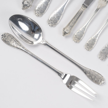Jean E. Puiforcat  - solid silver flatware set  88 pieces  Élysée  1930