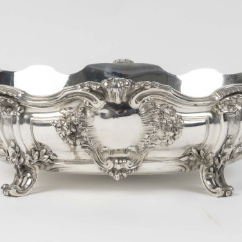 BOIN TABURET – JARDINIERE LOUIS XV EN ARGENT MASSIF ET SA DOUBLURE - XIXe