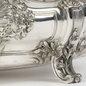 BOIN TABURET – JARDINIERE LOUIS XV EN ARGENT MASSIF ET SA DOUBLURE - XIXe