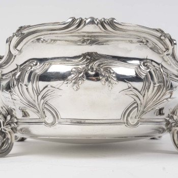 BOIN TABURET – JARDINIERE LOUIS XV EN ARGENT MASSIF ET SA DOUBLURE - XIXe