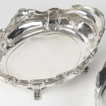BOIN TABURET – JARDINIERE LOUIS XV EN ARGENT MASSIF ET SA DOUBLURE - XIXe