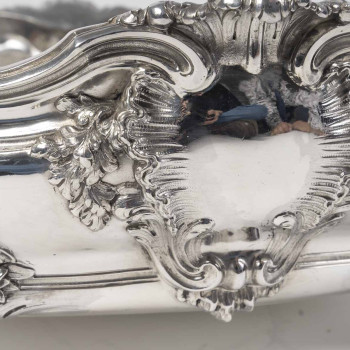 BOIN TABURET – JARDINIERE LOUIS XV EN ARGENT MASSIF ET SA DOUBLURE - XIXe