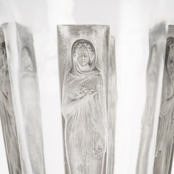 René Lalique - “Six Figurines Goblet” Vase, model created in 1912