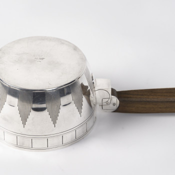 BOIN TABURET – Casserole en argent massif Epoque ART DECO