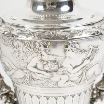 ODIOT – Drageoir couvert en argent massif Epoque NAPOLEON III