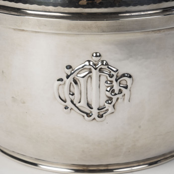 CHRISTIAN DIOR Service à caviar en argent massif et cristal Italie du Nord, XXe siècle