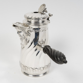 PUIFORCAT – Chocolatière en argent massif – Circa fin XIXe