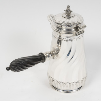 PUIFORCAT – Chocolatière en argent massif – Circa fin XIXe