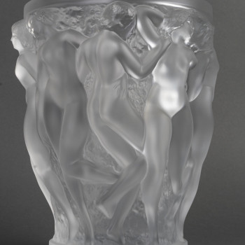 LALIQUE France – Vase dit « Bacchantes « modèle créer en 1927