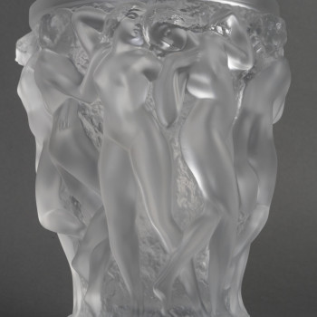 LALIQUE France – Vase dit « Bacchantes « modèle créer en 1927
