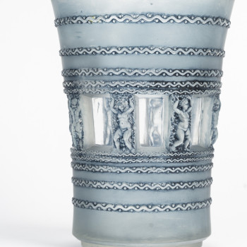 R. LALIQUE - Vase FLORENCE Modèle créé le 28 avril 1937