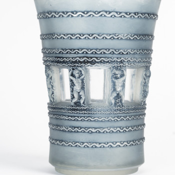 R. LALIQUE - Vase FLORENCE Modèle créé le 28 avril 1937