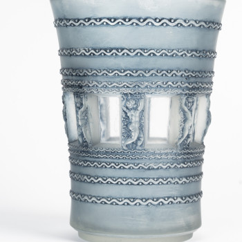 R. LALIQUE - Vase FLORENCE Modèle créé le 28 avril 1937