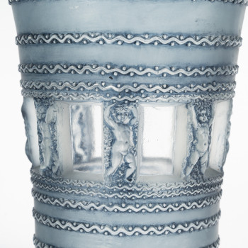 R. LALIQUE - Vase FLORENCE Modèle créé le 28 avril 1937