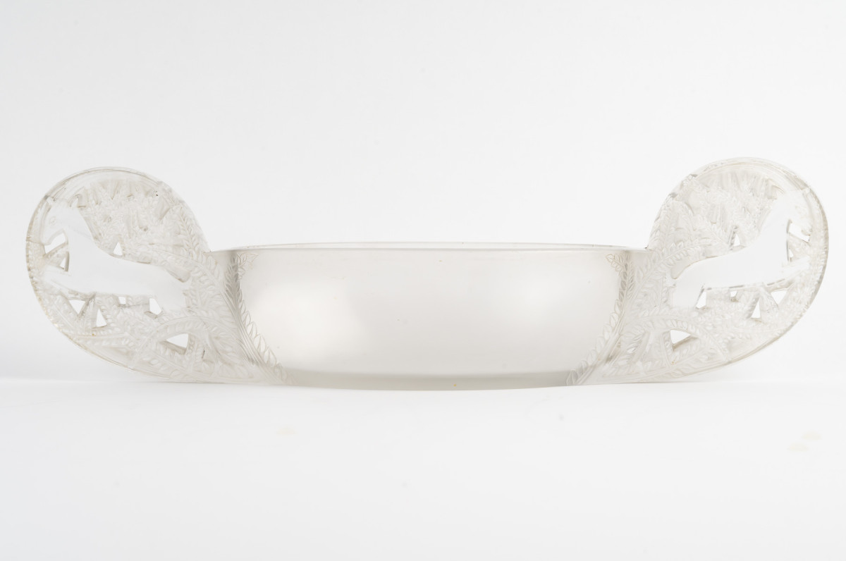 R. LALIQUE – Jardinière « SAINT- HUBERT » modèle créé en 1927