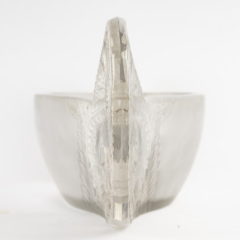 R. LALIQUE – Jardinière « SAINT- HUBERT » modèle créé en 1927