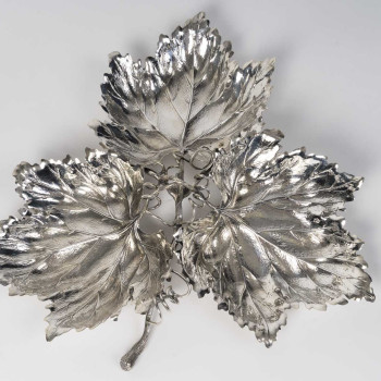 Gianmaria Buccellati - Centre de table en argent massif à trois feuilles de vigne