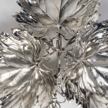 Gianmaria Buccellati – Sterling silver centerpiece with three vine leaves