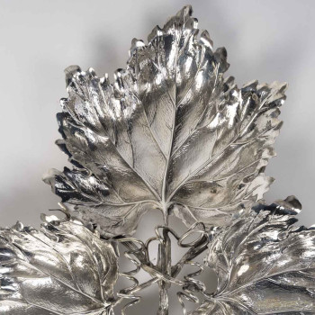 Gianmaria Buccellati – Sterling silver centerpiece with three vine leaves