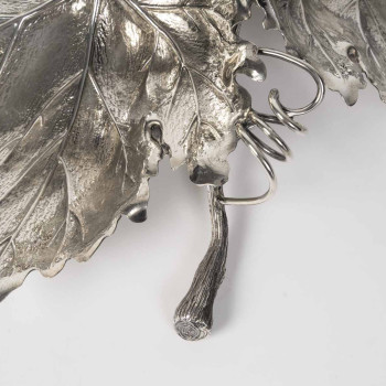 Gianmaria Buccellati – Sterling silver centerpiece with three vine leaves
