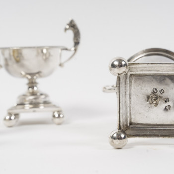 FRANCOIS FROMENT  - SET DE CINQ PIÈCES À CONDIMENTS EN ARGENT MASSIF, ÉPOQUE CONSULAT – PREMIER...