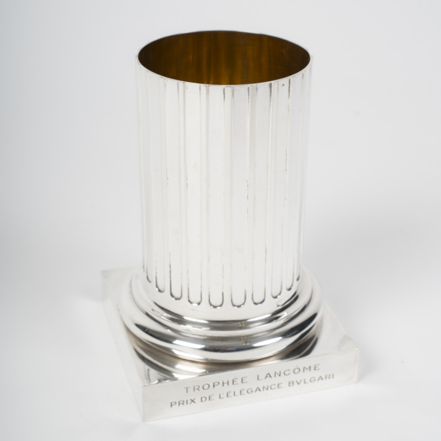 BVLGARI – VASE TROPHÉE LANCÔME, PRIX DE L’ÉLÉGANCE Argent massif - XXe siècle